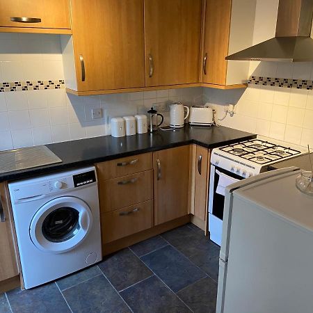 Cosy 3-Bedroom House, Stones Throw To Beach 웨이머스만 외부 사진