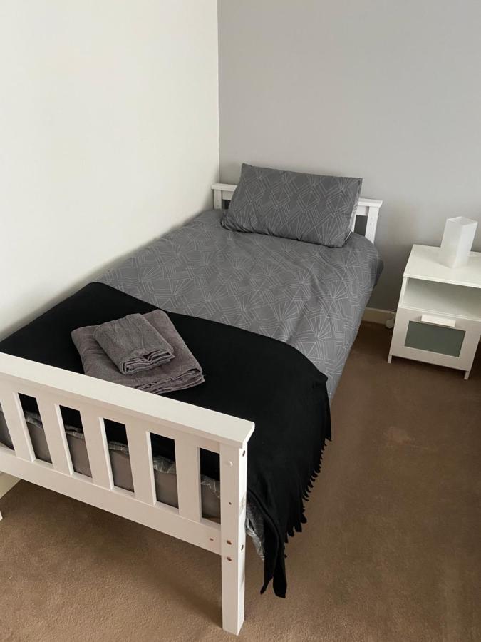 Cosy 3-Bedroom House, Stones Throw To Beach 웨이머스만 외부 사진